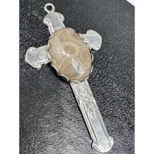 Petoskey Fossil Stone Cabachon Stone On Silvertone Cross Pendant Vintage